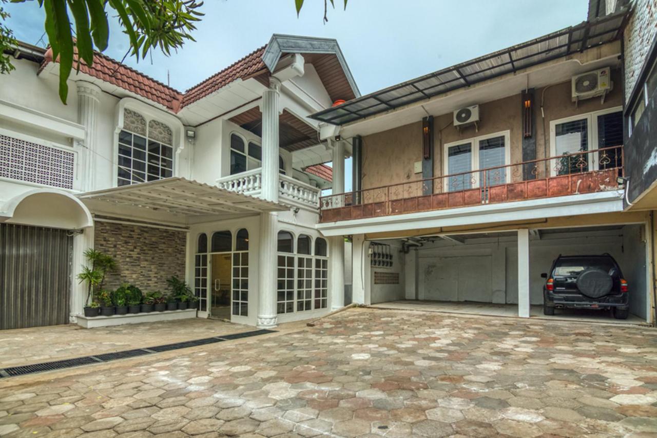 Reddoorz Plus Near Akademi Kepolisian Semarang 3 Ngoại thất bức ảnh